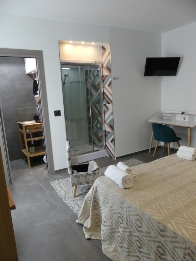 Albergo Piazza Risorgimento 포르토 세자레오 외부 사진