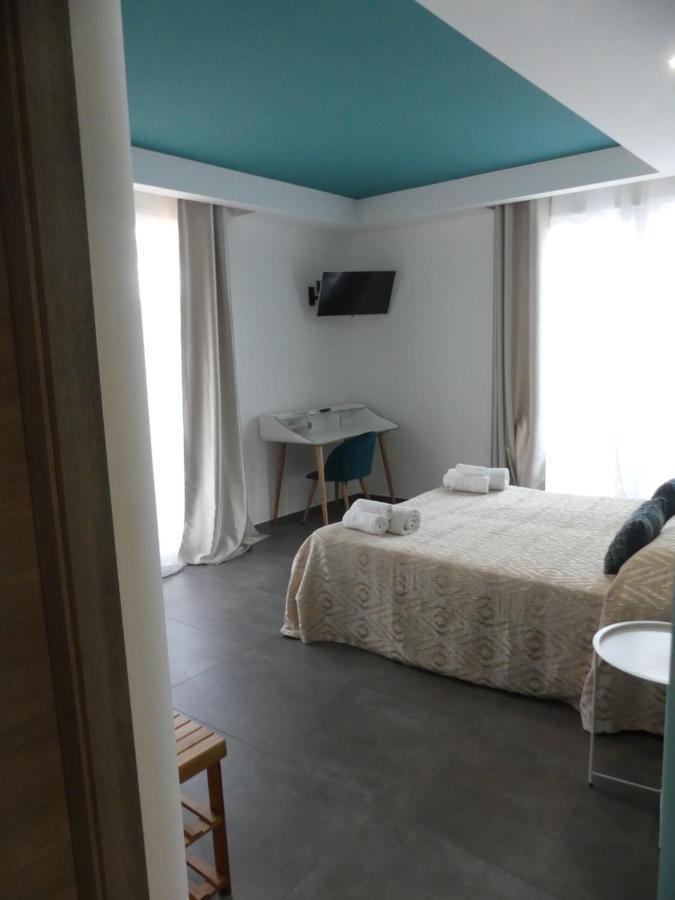 Albergo Piazza Risorgimento 포르토 세자레오 외부 사진