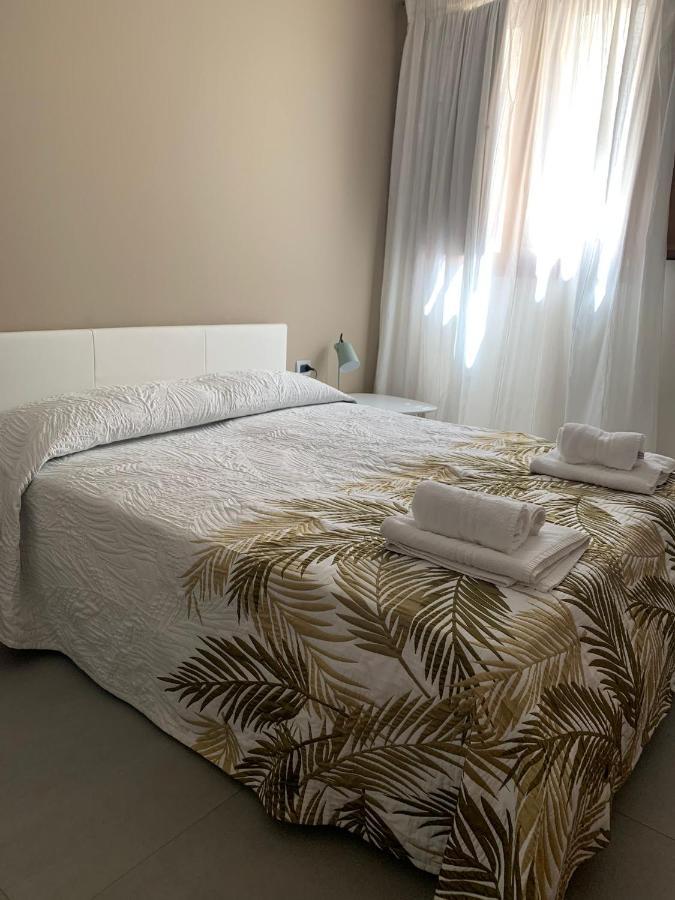 Albergo Piazza Risorgimento 포르토 세자레오 외부 사진