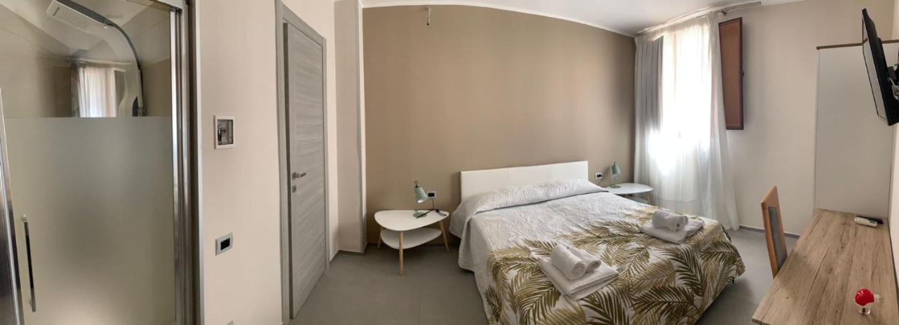 Albergo Piazza Risorgimento 포르토 세자레오 외부 사진