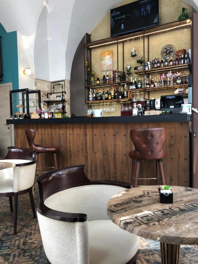 Albergo Piazza Risorgimento 포르토 세자레오 외부 사진